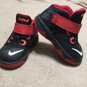 Nike lebrons 6c